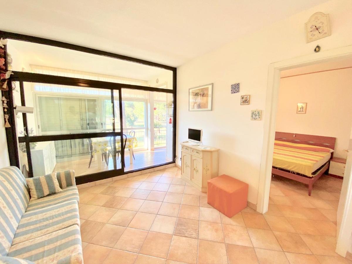 מרינה די ביבונה Apartments Via Dei Platani מראה חיצוני תמונה