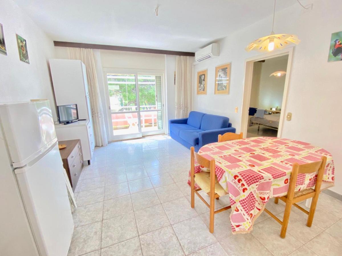 מרינה די ביבונה Apartments Via Dei Platani מראה חיצוני תמונה