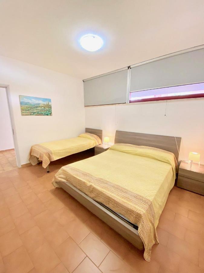 מרינה די ביבונה Apartments Via Dei Platani מראה חיצוני תמונה