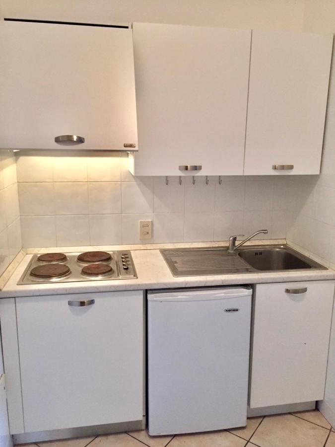 מרינה די ביבונה Apartments Via Dei Platani מראה חיצוני תמונה