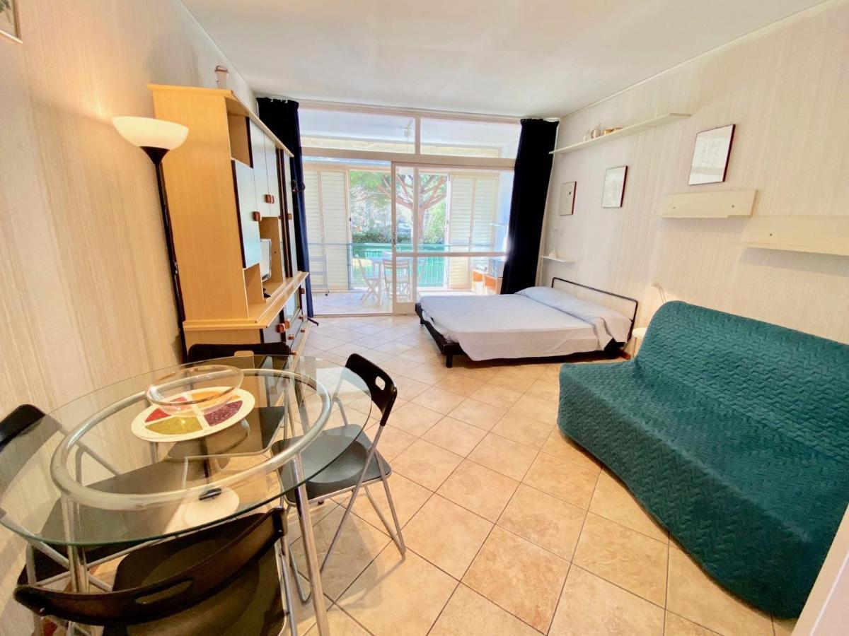 מרינה די ביבונה Apartments Via Dei Platani מראה חיצוני תמונה